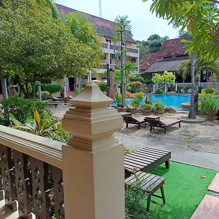 Ban Nam Mao Resort Na Chom Thian Luaran gambar