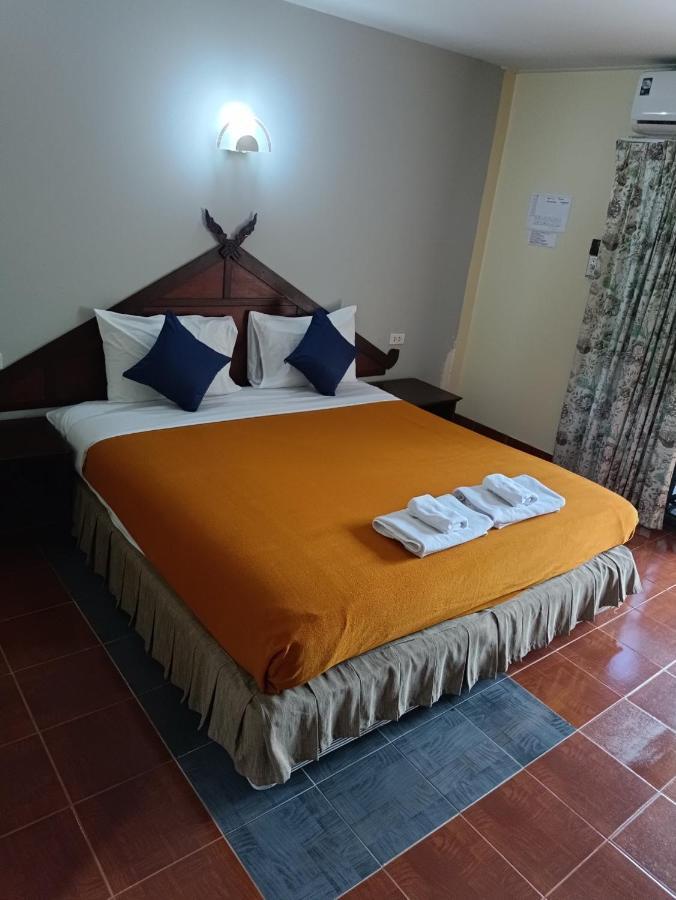 Ban Nam Mao Resort Na Chom Thian Luaran gambar