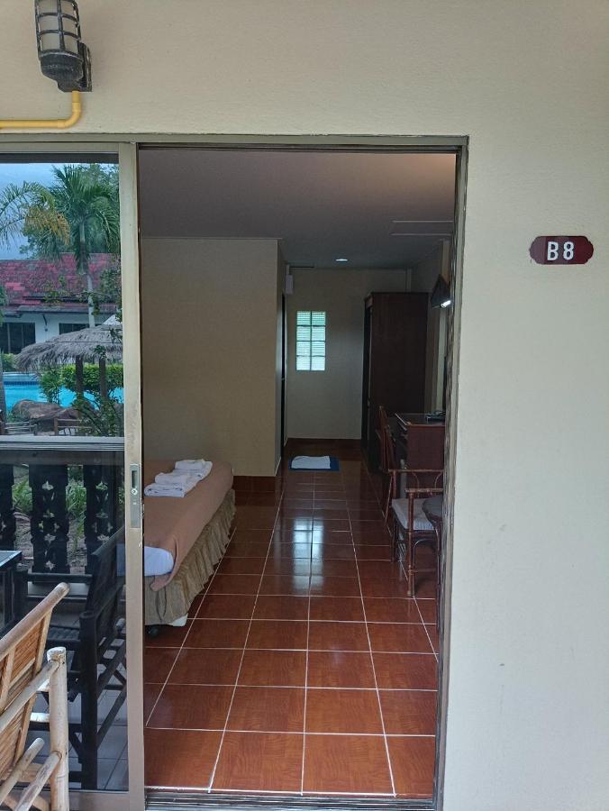 Ban Nam Mao Resort Na Chom Thian Luaran gambar