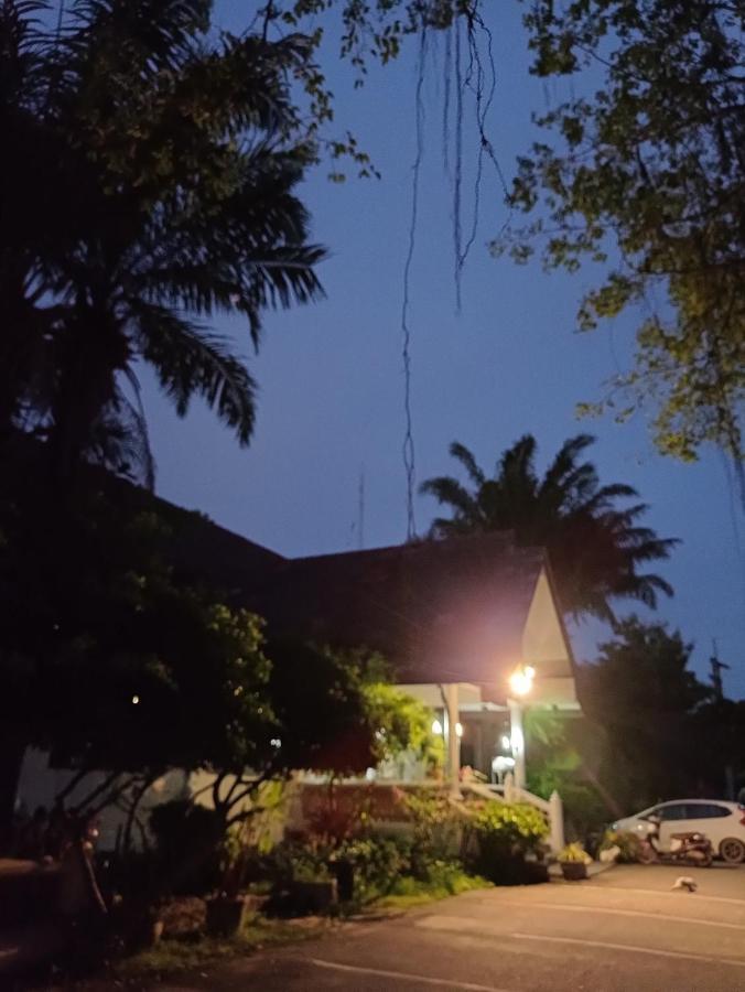 Ban Nam Mao Resort Na Chom Thian Luaran gambar