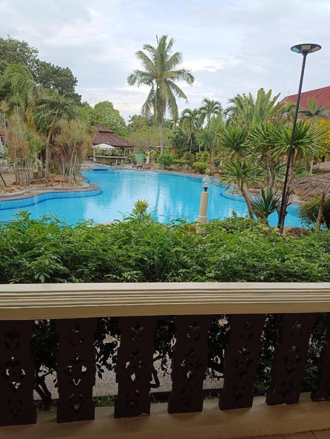 Ban Nam Mao Resort Na Chom Thian Luaran gambar