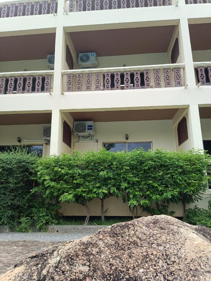 Ban Nam Mao Resort Na Chom Thian Luaran gambar
