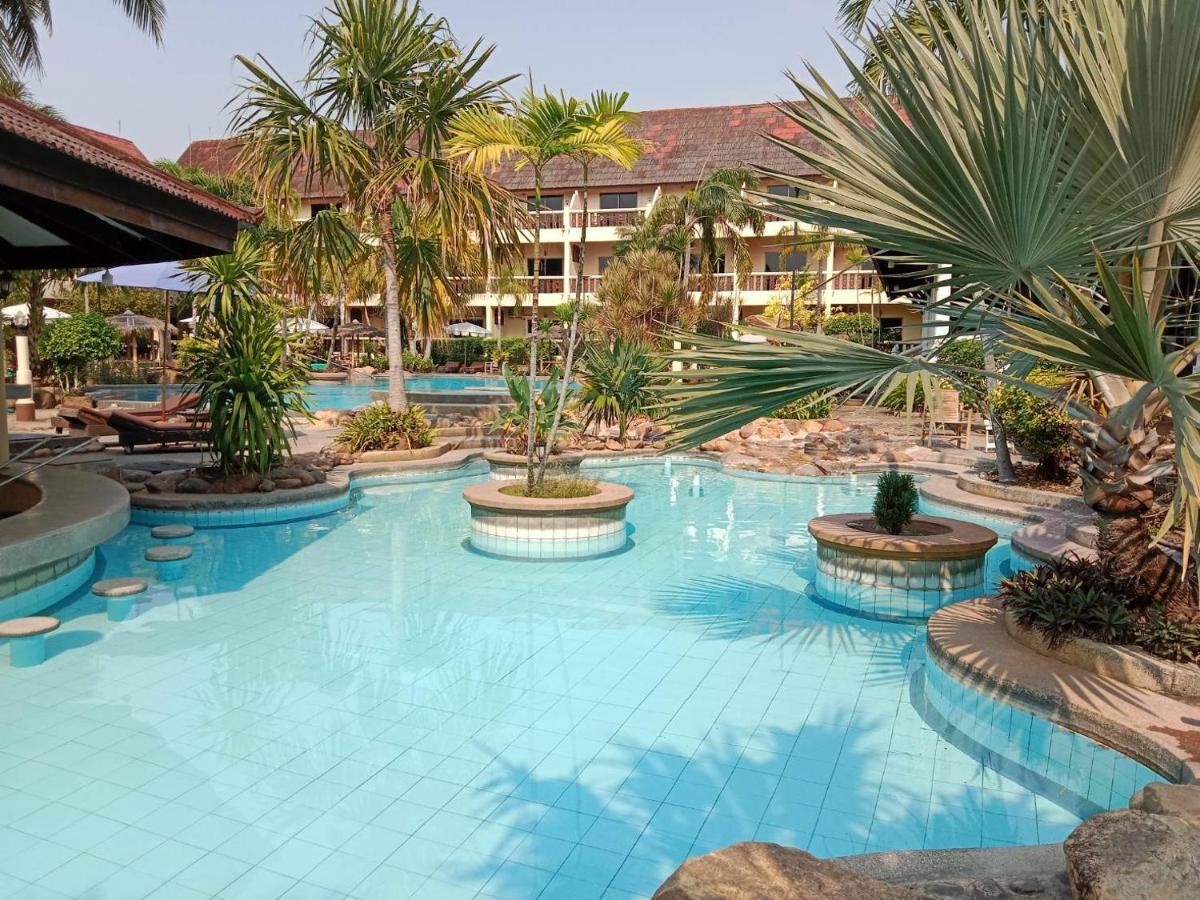 Ban Nam Mao Resort Na Chom Thian Luaran gambar
