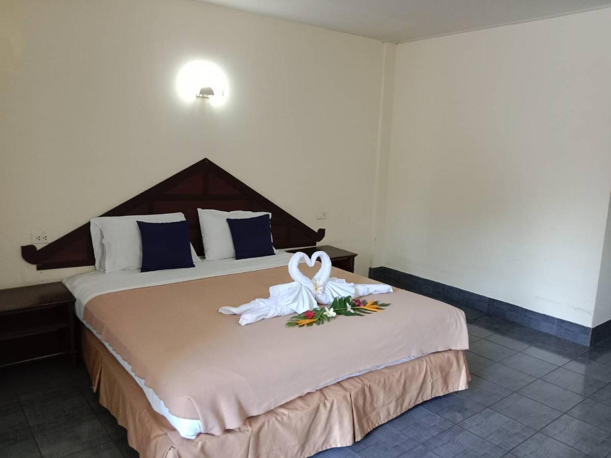 Ban Nam Mao Resort Na Chom Thian Luaran gambar