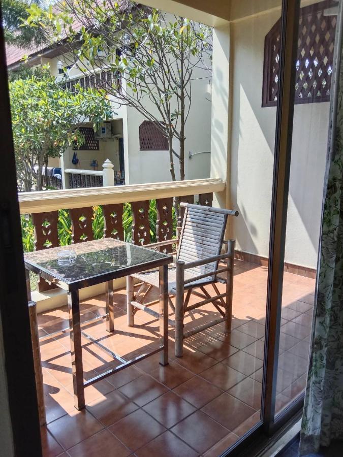 Ban Nam Mao Resort Na Chom Thian Luaran gambar