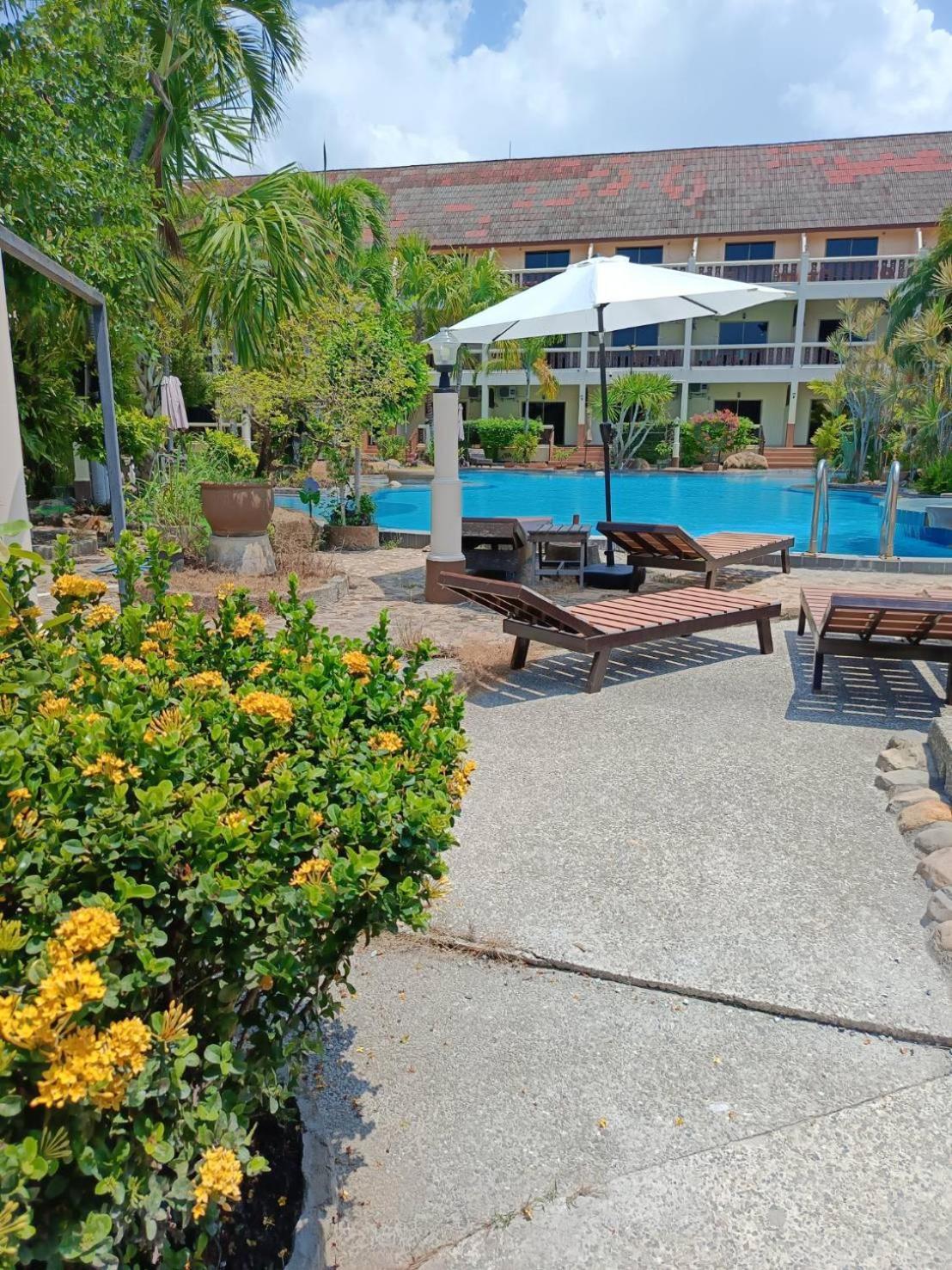 Ban Nam Mao Resort Na Chom Thian Luaran gambar